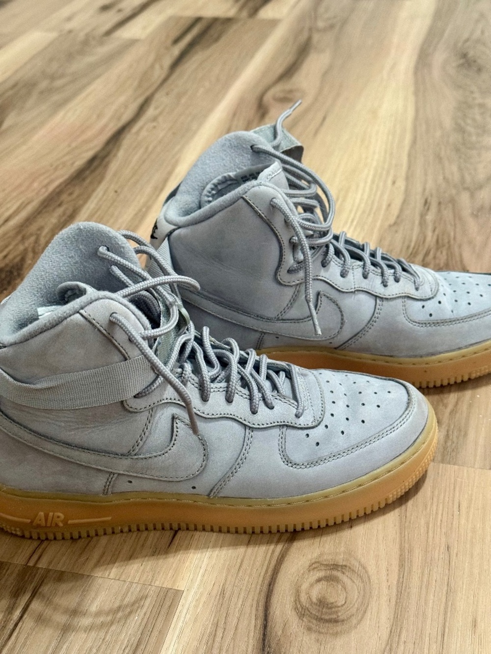 Nike Air Force 1 High Top Size 6 .5 Y / Woman’s 8 Gray Gum Sole